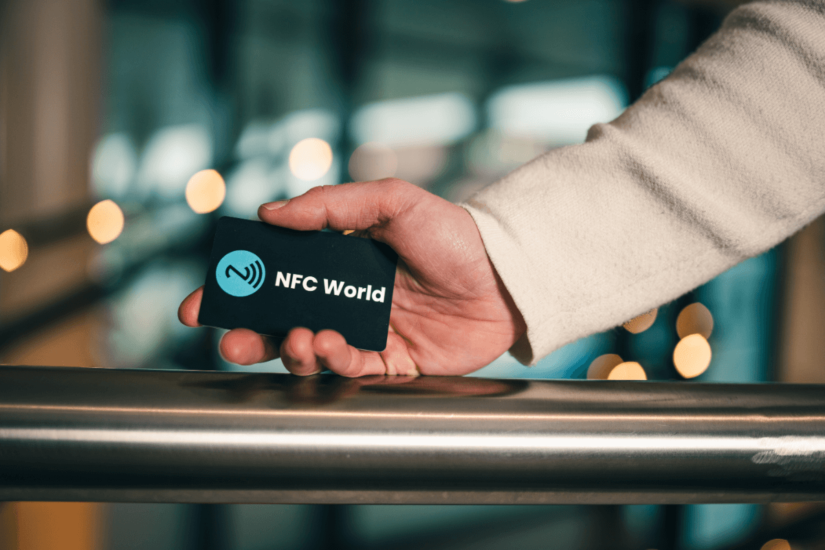 E-könyv megjelenése: NFC-alkalmazások inspirációként
