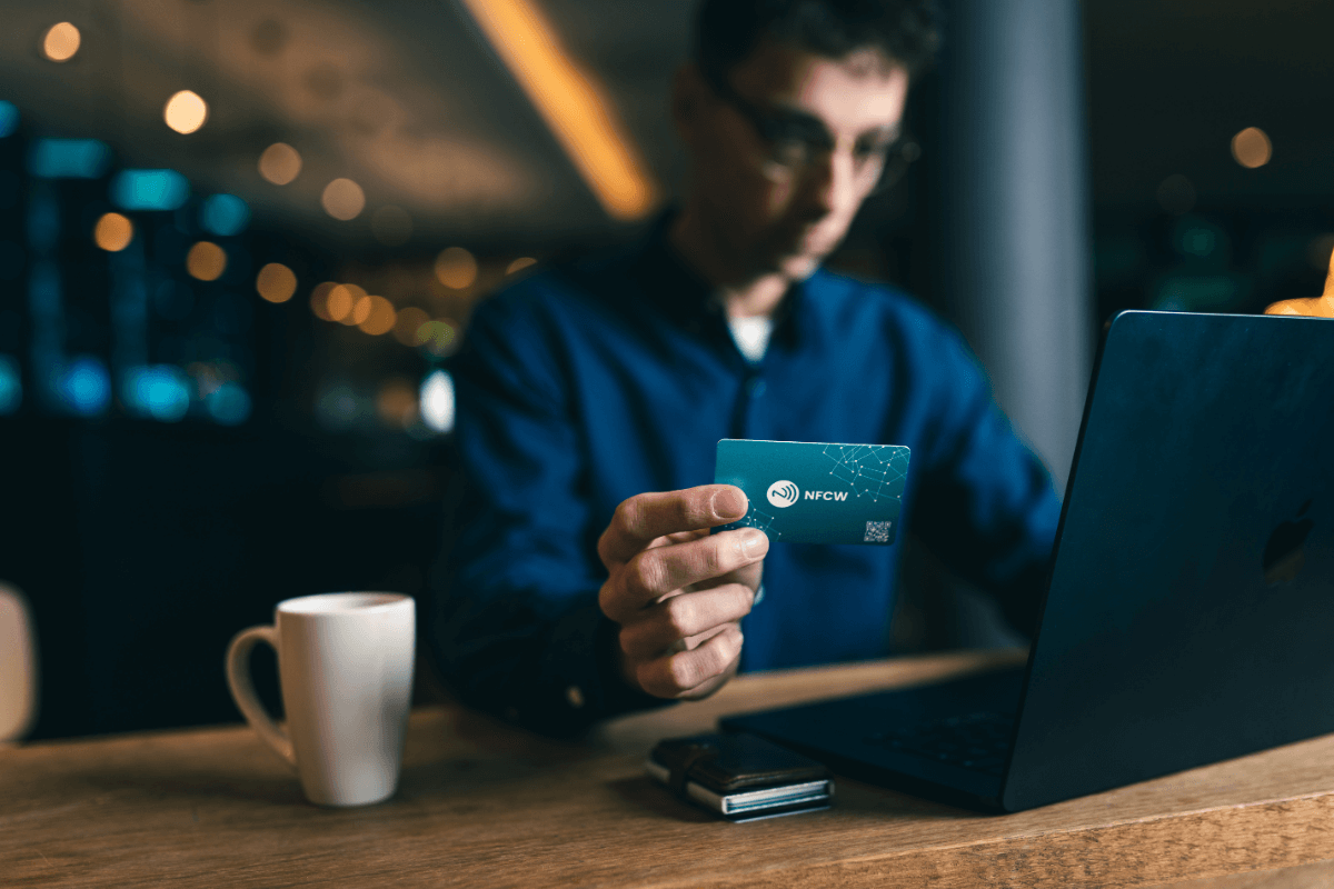 NFC-s névjegykártya tervezése