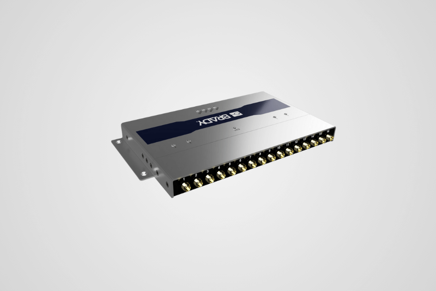 Brady FR22 UHF RFID multiplexer készlet, 16 portos (EU)